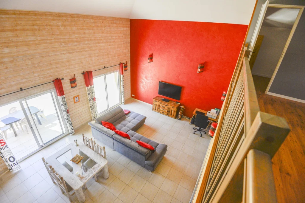 France. SAGL, Reportage photo vente maison LOUER.
FNG