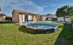 calme cuisine équipée double terrasse jardin kplaces de parking maison rénovée plaisance du touch poele à bois T4