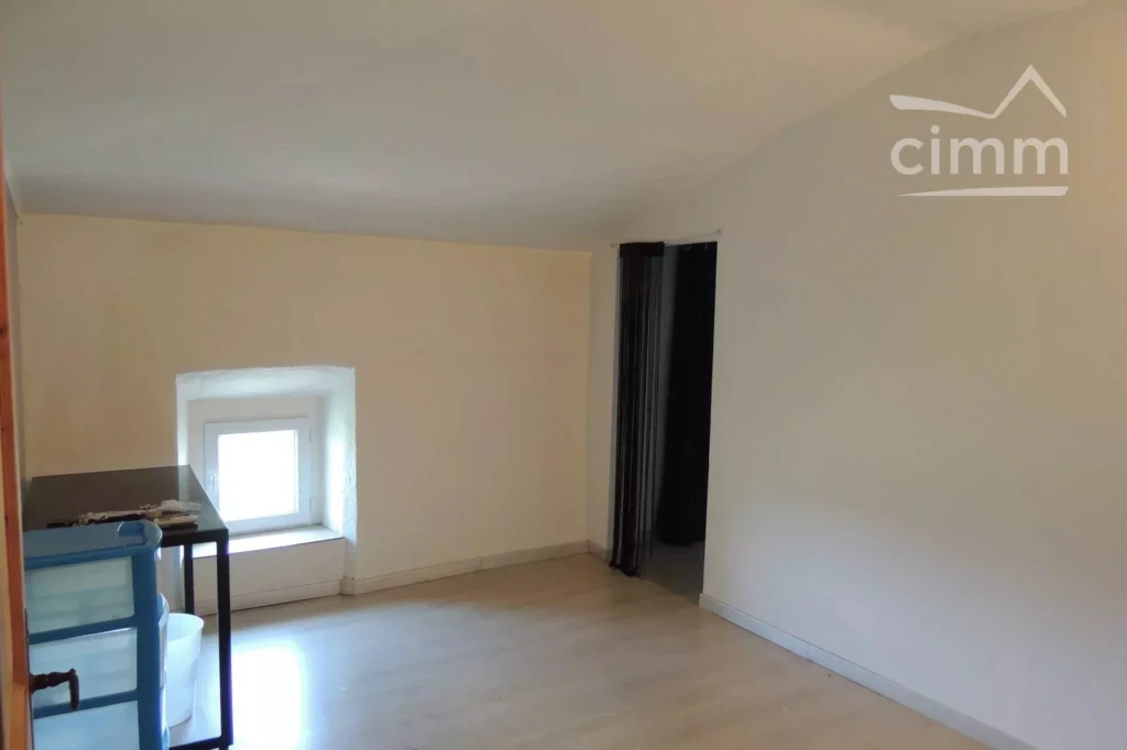 Chambre 2ème étage Maison principale