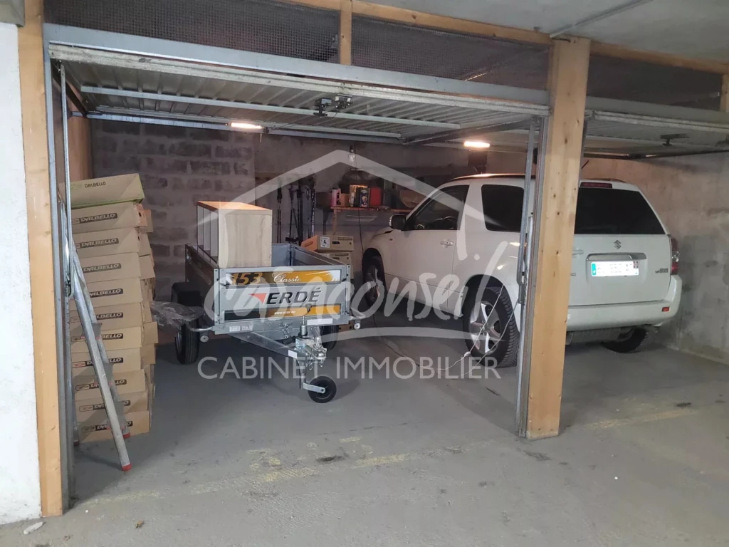 intérieur du garage double