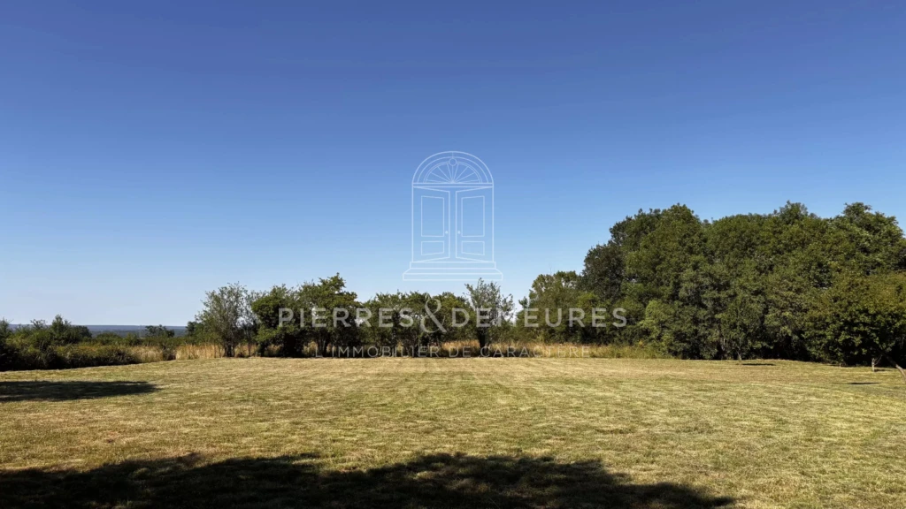 LONGERE RENOVEE - FERMETTE RENOVEE - RESIDENCE SECONDAIRE - MAISON AVEC JARDIN - CHAMBRES D'HOTES - CREATION GITE -