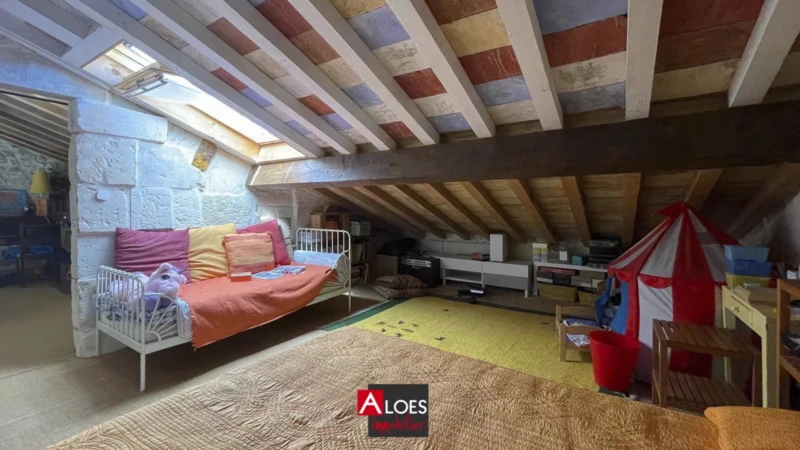 Maison Aigues-Mortes avec une chambre de plain-pied