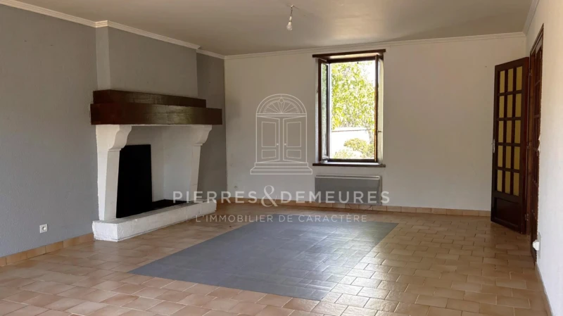 MAISON DE VILLAGE - MAISON A VENDRE A MONTIPOURET - MAISON AVEC JARDIN ET PUITS - MAISON DE VACANCES - MAISON EN PIERRE 