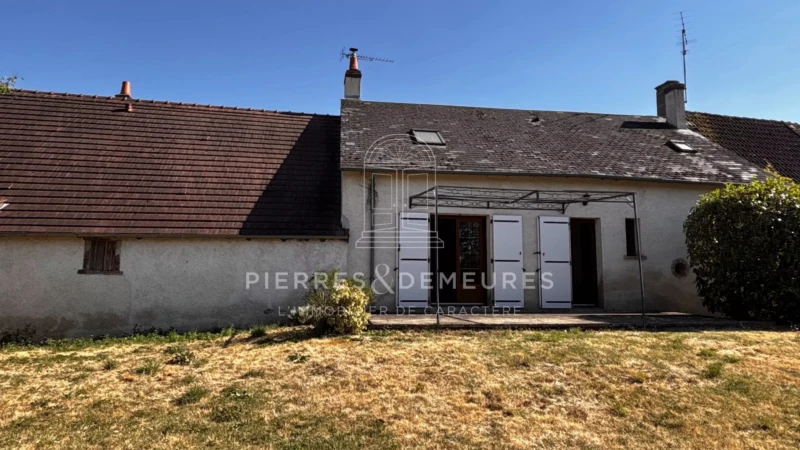 MAISON DE VILLAGE - MAISON A VENDRE A MONTIPOURET - MAISON AVEC JARDIN ET PUITS - MAISON DE VACANCES - MAISON EN PIERRE 
