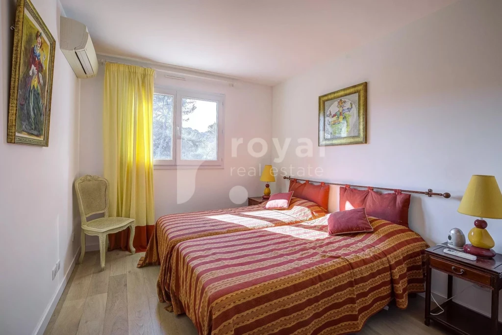 Chambre climatisée lumineuse - Royal Mougins Golf
