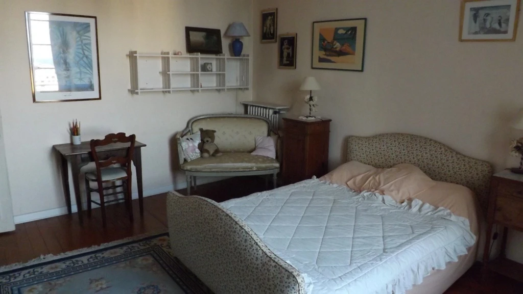 Chambre Parquet Moquette