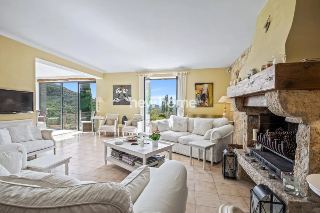 Aerial 360 Antibes Cannes Cote d'Azur Drone French Riviera Monaco Nice Photographe Immobilier Real Estate Photographer Saint Tropez South Of France Stombergas VR Video