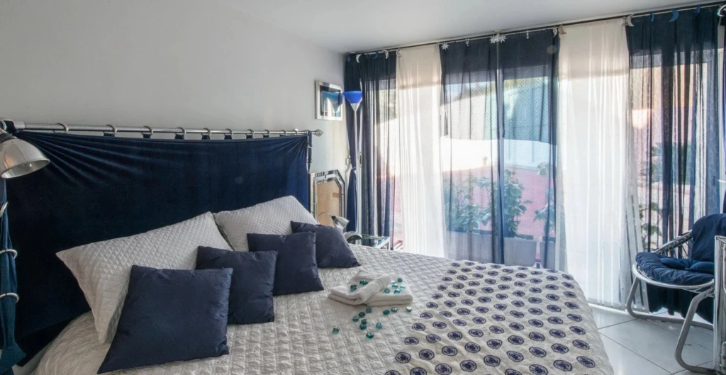 Chambre Lumière naturelle Carrelage