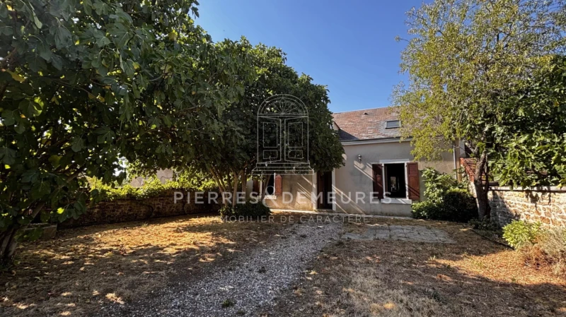 MAISON DE VILLAGE - MAISON A VENDRE A MONTIPOURET - MAISON AVEC JARDIN ET PUITS - MAISON DE VACANCES - MAISON EN PIERRE 