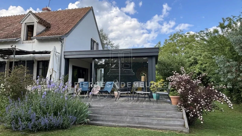 MAISON A VENDRE A ARDENTES - LONGERE - VERANDA - MAISON AVEC JARDIN - MAISON AVEC GARAGE - BIEN DE CHARME - POUTRES APPARENTES - TOMETTE - MAISON DE FAMILLE -