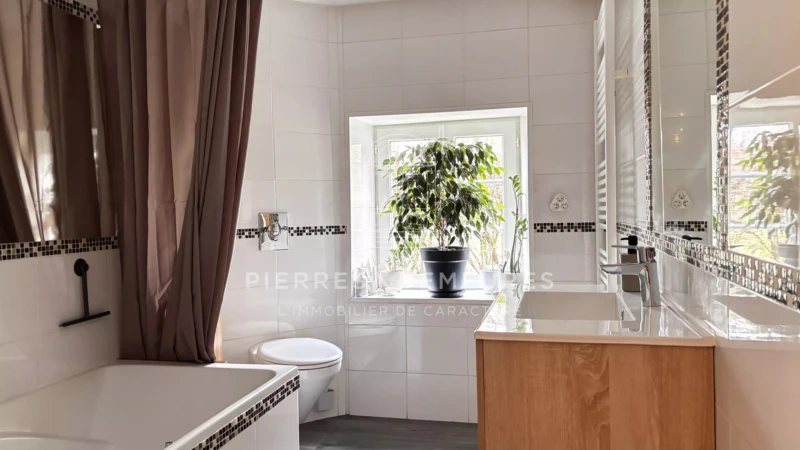 FERMETTE RENOVEE - GRANGE A AUVENT - BATISSE EN PIERRE - MAISON AVEC JARDIN - RESIDENCE SECONDAIRE - VIVRE A LA CAMPAGNE - MAISON A VENDRE A SAINT AOUT - BIEN DE CHARME