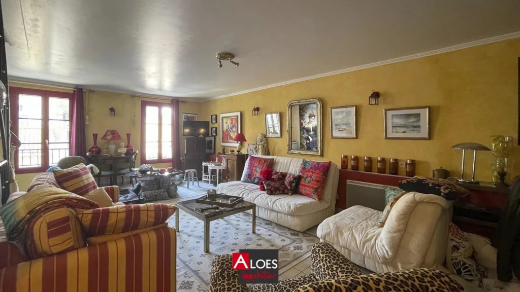 Maison Aigues-Mortes intra-muros