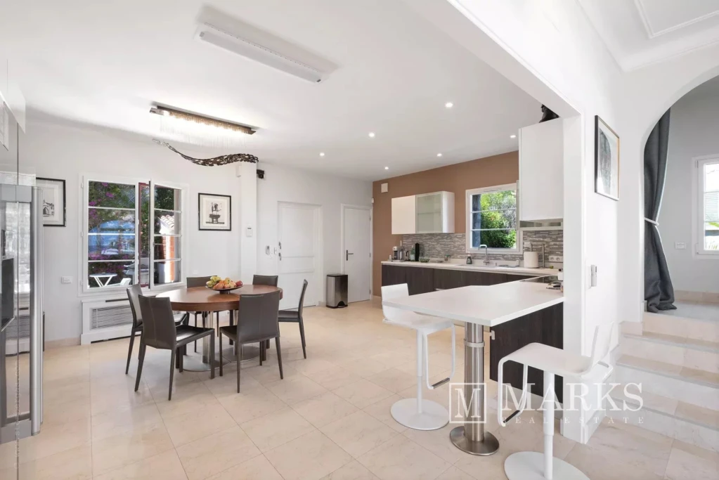 Aerial 360 Antibes Cannes Cote d'Azur Drone French Riviera Monaco Nice Photographe Immobilier Real Estate Photographer Saint Tropez South Of France Stombergas VR Video