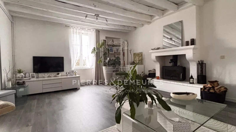 FERMETTE RENOVEE - GRANGE A AUVENT - BATISSE EN PIERRE - MAISON AVEC JARDIN - RESIDENCE SECONDAIRE - VIVRE A LA CAMPAGNE - MAISON A VENDRE A SAINT AOUT - BIEN DE CHARME
