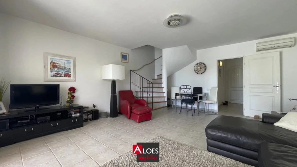 Marina Aigues-Mortes avec garage et parking