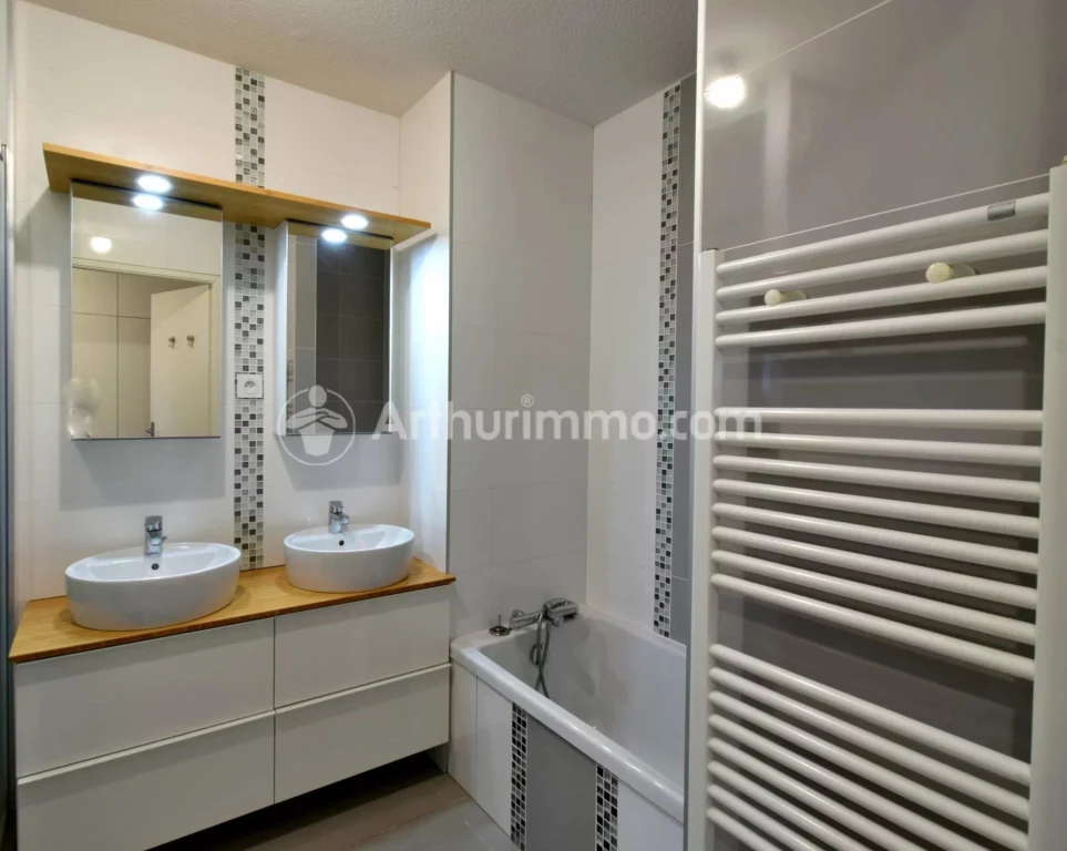 Arthurimmo.com Gragnague Jardin et Terrasse chauffée Labastide-Beauvoir Maison T4 plain-pied Montgiscard Salle de bain avec Douche