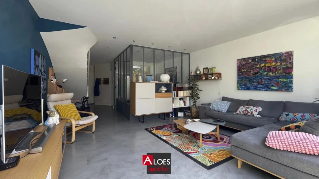 Maison Aigues-Mortes intra-muros avec garage