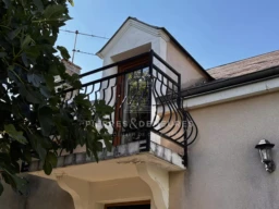 MAISON DE VILLAGE - MAISON A VENDRE A MONTIPOURET - MAISON AVEC JARDIN ET PUITS - MAISON DE VACANCES - MAISON EN PIERRE 