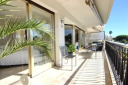 À vendre : Magnifique appartement 3 pièces à Cannes, Boulevard de la Croisette