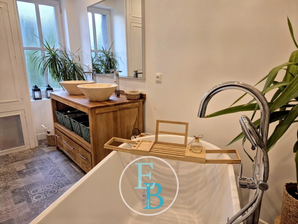 Salle de bain 1