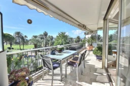 À vendre : Magnifique appartement 3 pièces à Cannes, Boulevard de la Croisette