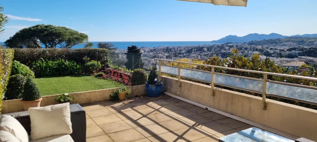 Appartement d’exception avec vue mer panoramique Le Cannet Résidentiel