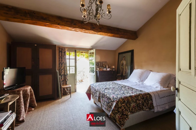 Maison Aigues-Mortes intra-muros