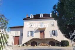 maison bourgeoise  proche de lons 