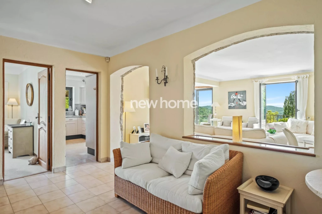 Aerial 360 Antibes Cannes Cote d'Azur Drone French Riviera Monaco Nice Photographe Immobilier Real Estate Photographer Saint Tropez South Of France Stombergas VR Video