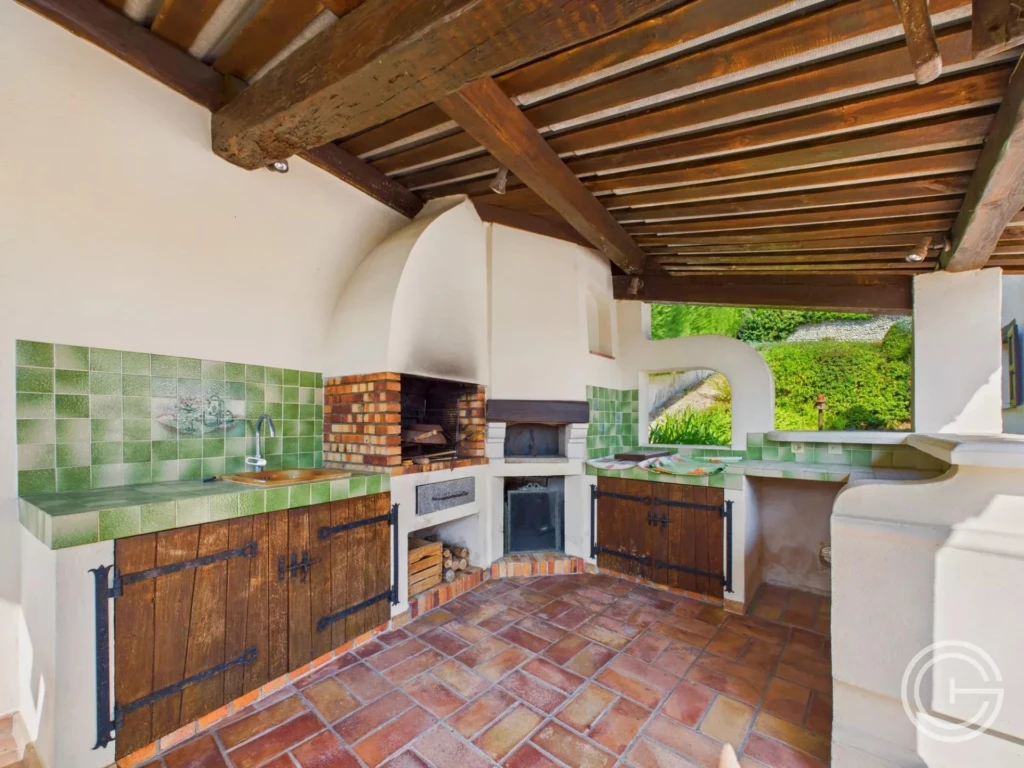 Villa individuelle 199m² avec Piscine + 1857m² de Jardin - LA COLLE SUR LOUP