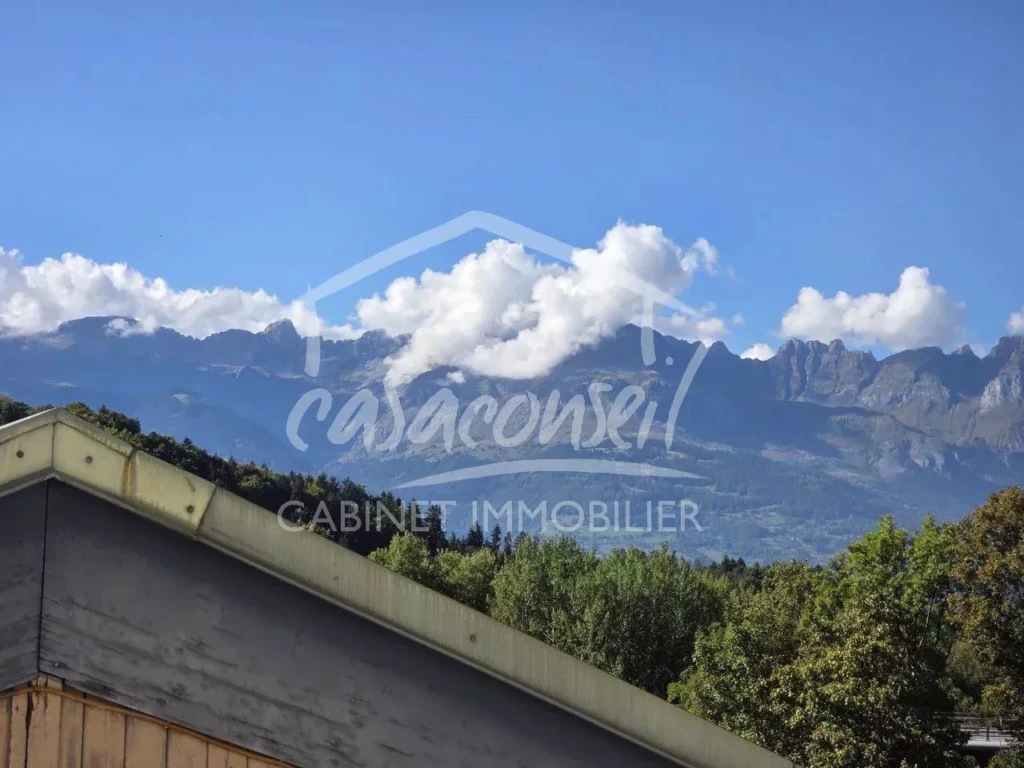 La chaine des Aravis côté chambres