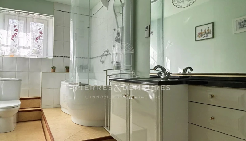 LONGERE RENOVEE - FERMETTE RENOVEE - RESIDENCE SECONDAIRE - MAISON AVEC JARDIN - CHAMBRES D'HOTES - CREATION GITE -