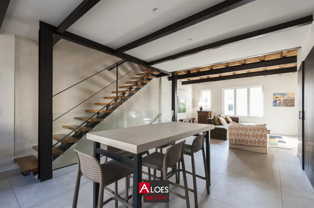 Maison Aigues-Mortes intra-muros