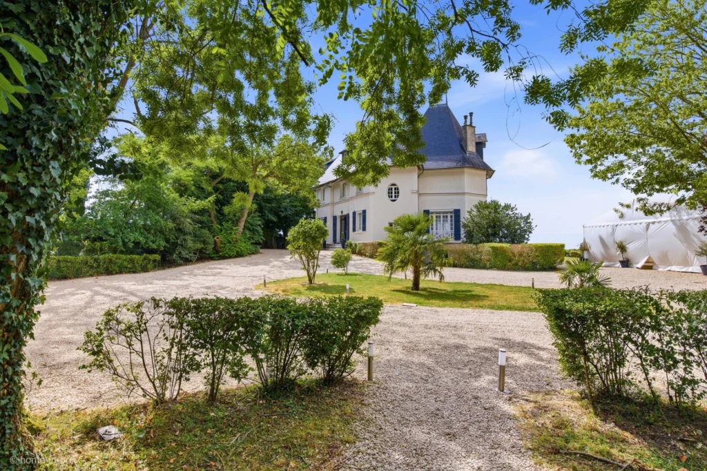 bymyguest luxe manoir