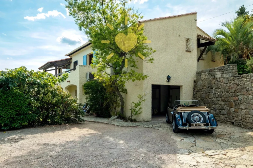Aerial 360 Antibes Cannes Cote d'Azur Drone French Riviera Monaco Nice Photographe Immobilier Real Estate Photographer Saint Tropez South Of France Stombergas VR Video