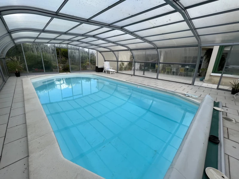 Maison 3 chambres piscine garage double 17170 La ronde 