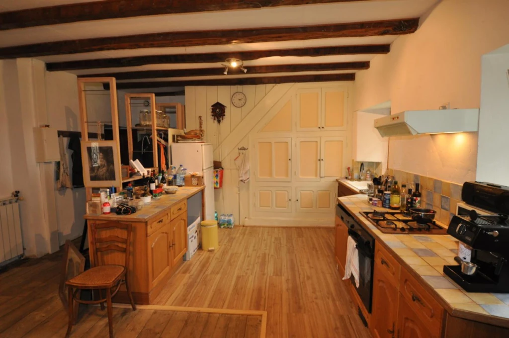 Photo 12