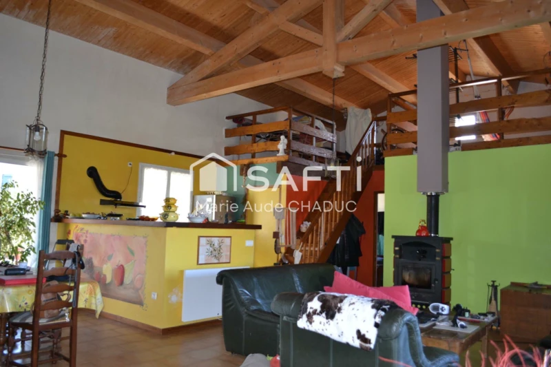 Photo 6