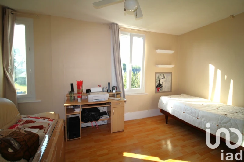 Photo 11
