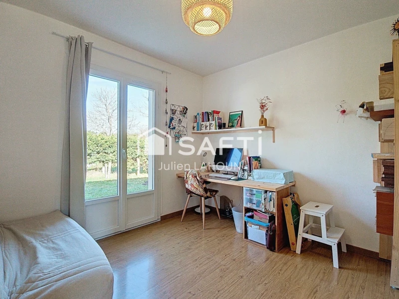 Photo 13