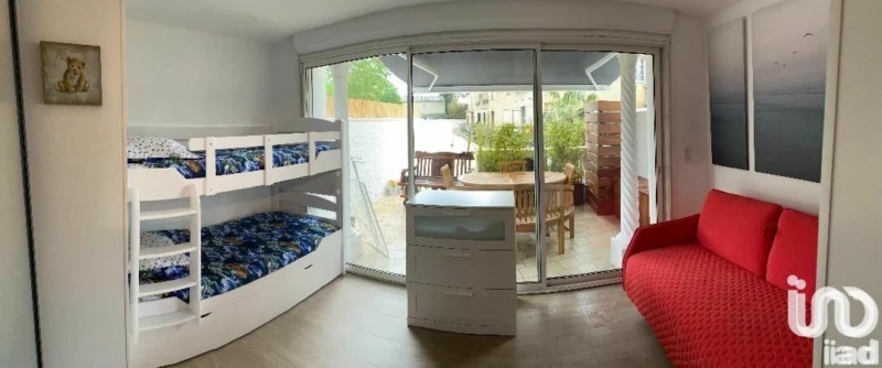 Photo 8