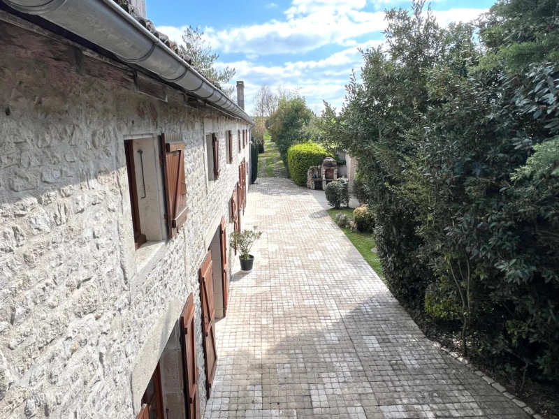 Photo 15