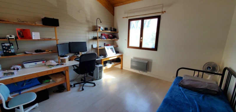 Photo 11