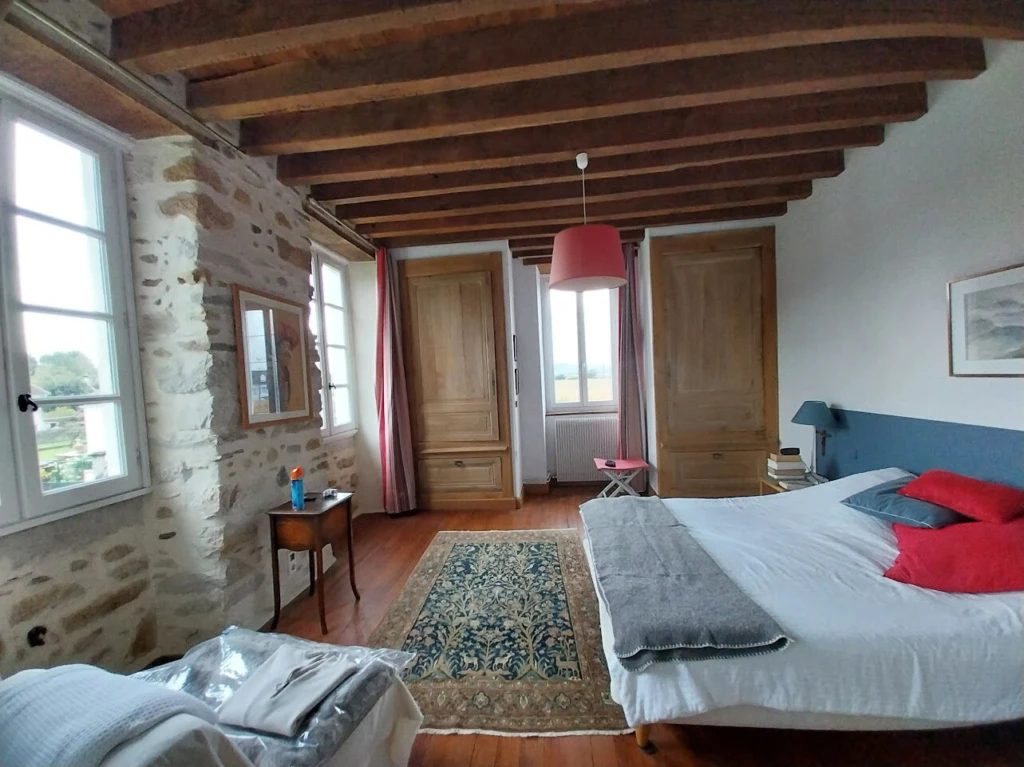 Photo 8