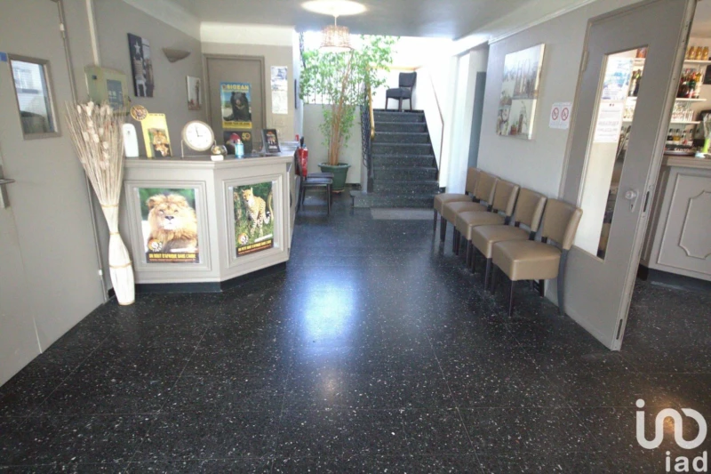Photo 9