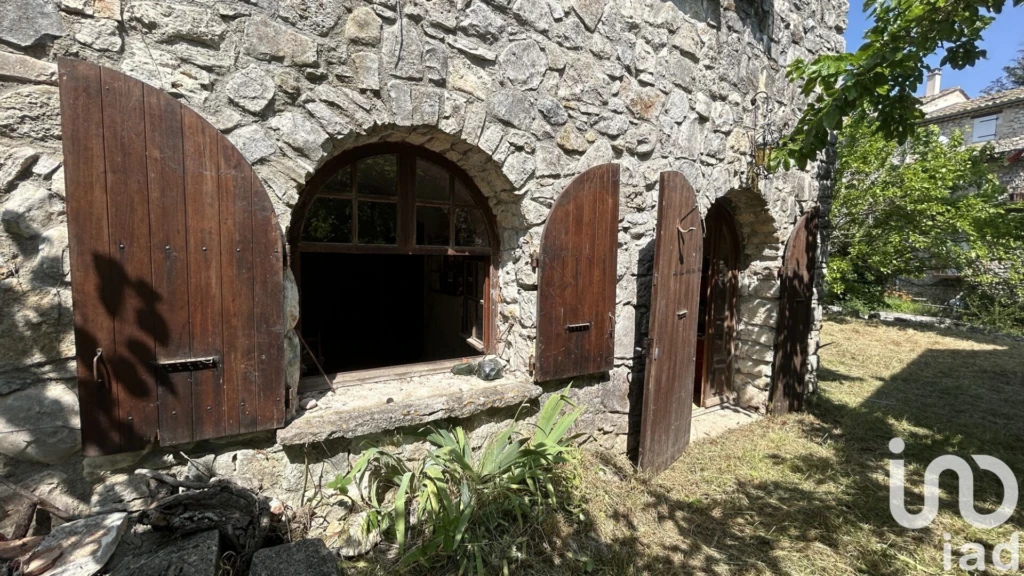 Photo 11
