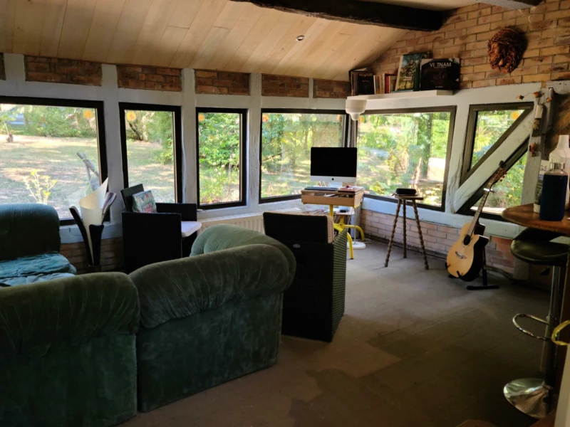 Photo 8