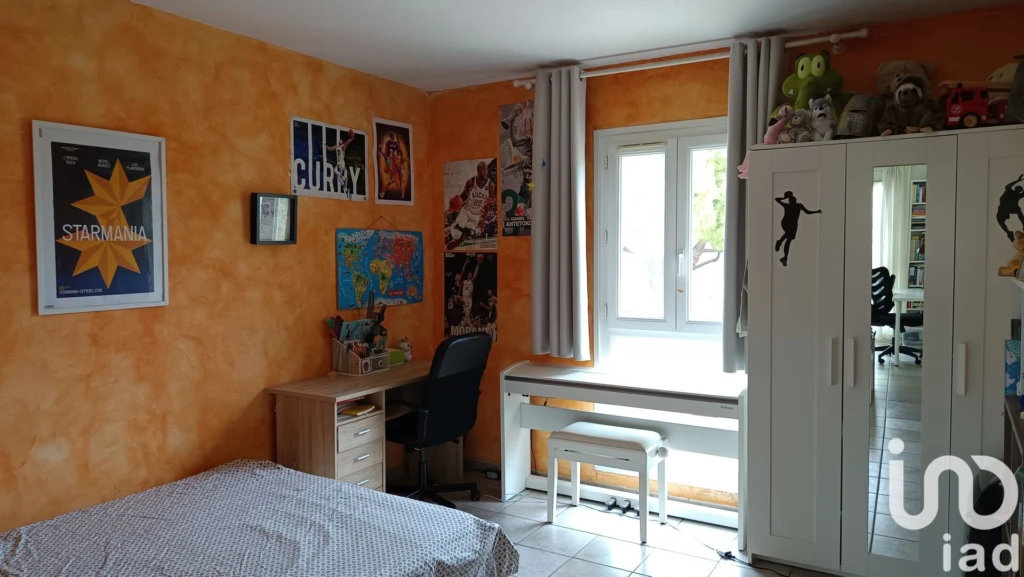 Photo 11