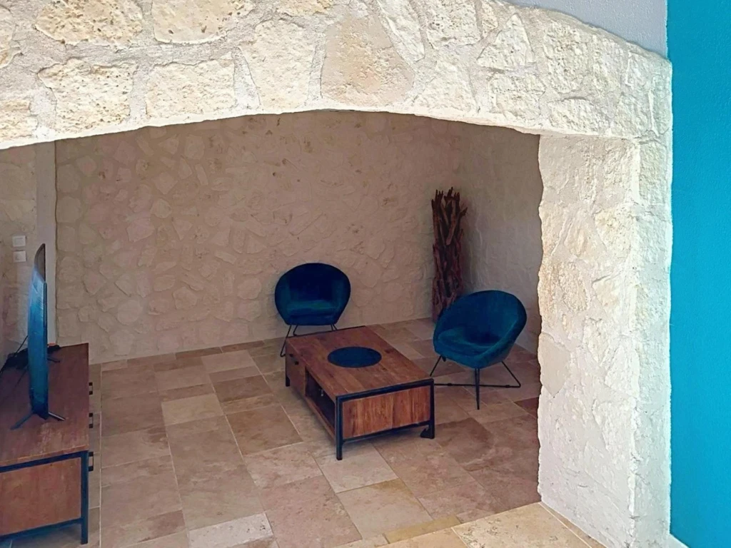 Photo 4
