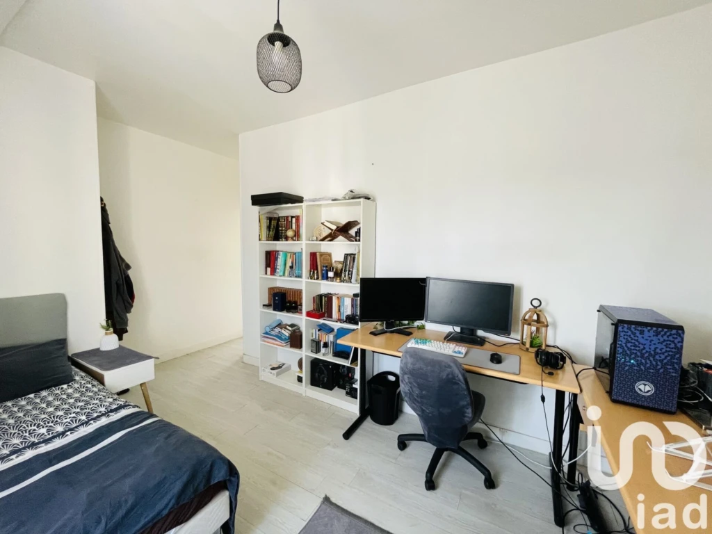 Photo 9